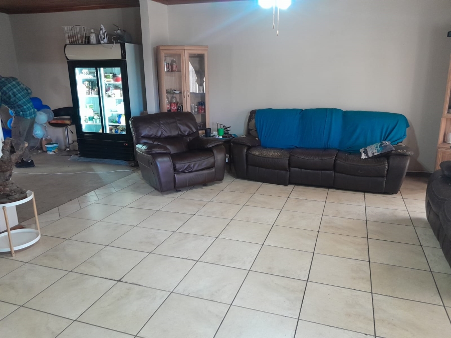 3 Bedroom Property for Sale in Oos Einde North West